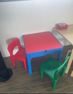 Kids Lego reversible Table and chairs