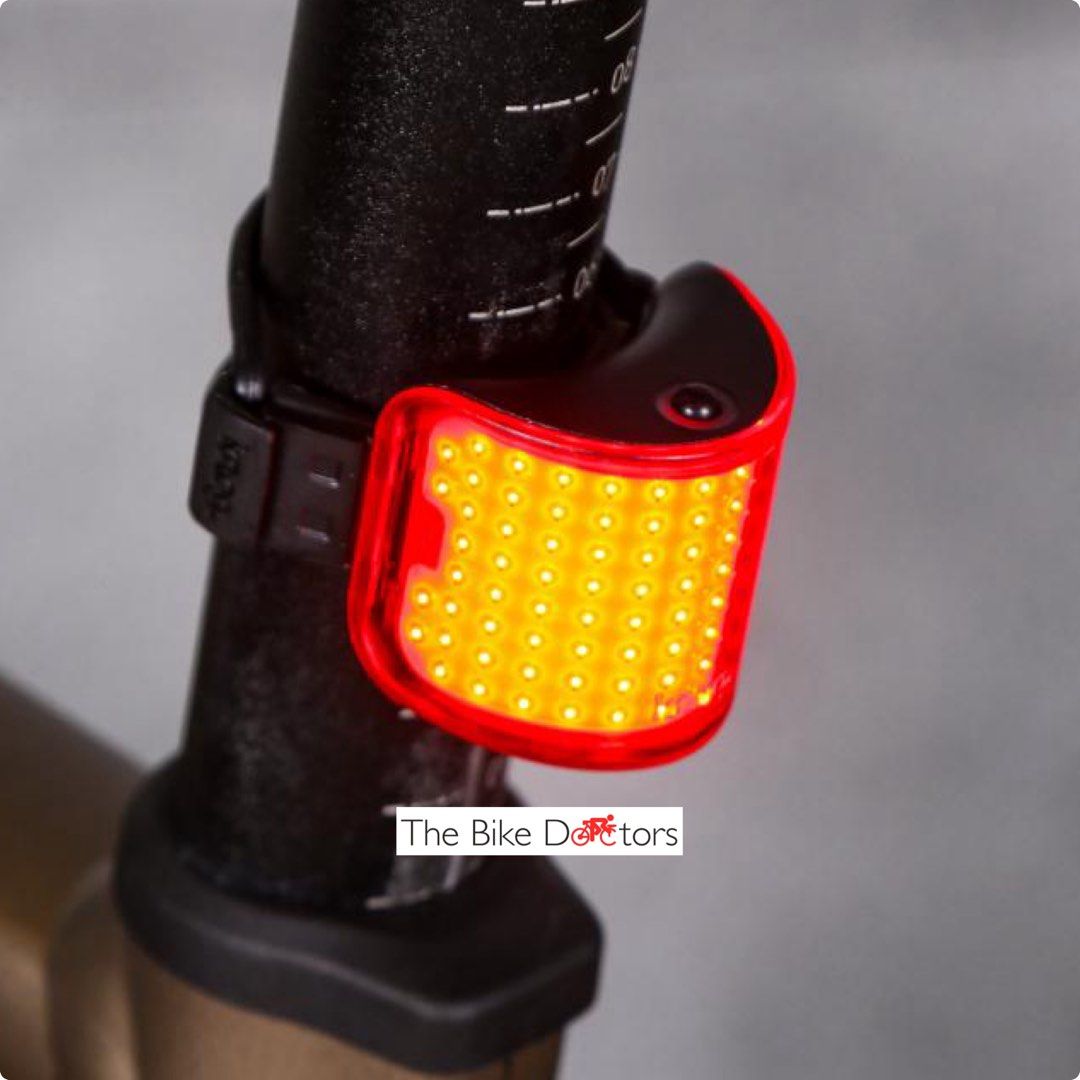 アクセサリー supreme x knog. BIKE LIGHT Supreme Knog Blinder Bicycle Lights (Set of 2) (FW21) - $88