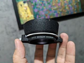 Leica Swing Out Circular Polarizer Filter Lens Hood Shade.
- Leitz Wetzlar Germany