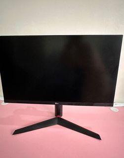 LG Ultragear gaming monitor 27 inch (27GL650F)