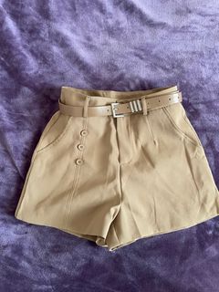 LOVITO Brown Shorts with Brown Belt
