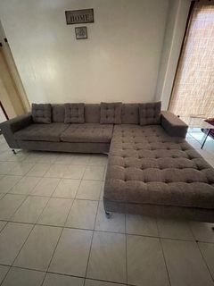 L-shape sofa (left angle) with FREE 32” Samsung Smart TV (old model) and TV Table/Coffee Table