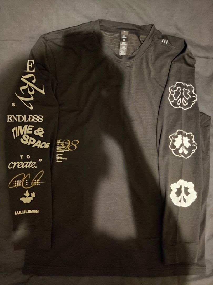 lululemon License to Train Relaxed-Fit Long-Sleeved Black Shirt