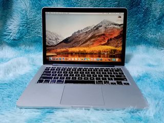 MacBook pro (13inch) 2015 16gb Ram 512 ssd (core i7) (retina) (macOS Mojave) color silver