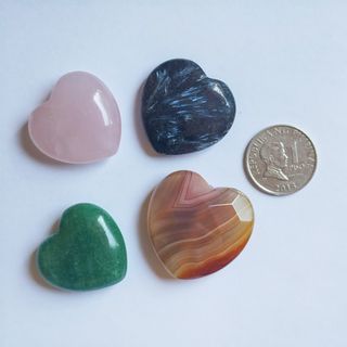 Mixed Crystal Hearts Bundle (Rose Quartz, Green Aventurine, Red Sardonyx, Glaucophane)