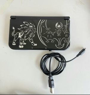 New Nintendo 3DS XL Solgaleo and Lunala Limited Edition (CFW)