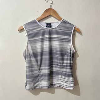 Nike Sleeveless Dri-fit shirt
