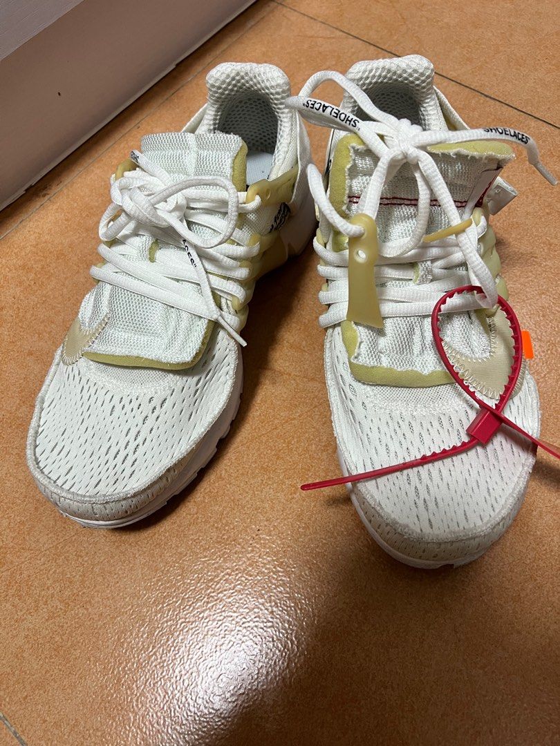 Off white （分類：波鞋）位於 Hong Kong。 由 lululo1708 提交（商品編號 1300876438，圖片 1）。簡介： 一邊鞋帶扣爛，不太影響穿著 請出價。