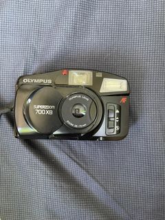 Olympus Superzoom 700XB w film roll inside and vintage bag