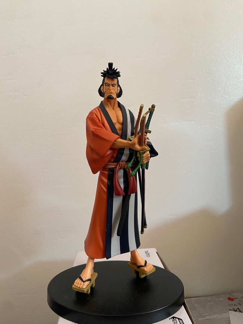 One Piece Character Figures (Category: Figurines & Statues) located in Santa Rosa. Submitted by toytalesph_collectibles (Listing ID 1300914416, Image 2). Description: .
