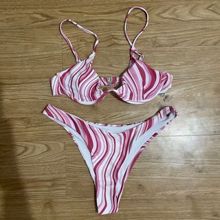Pink underwired  2 piece bikini swimsuit swimmies pinterest insp retro y2k dainty ditsy blackbough swim insp