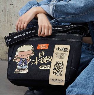 PopMart - Kubo Jeans Messenger Bag (On-Hand)
