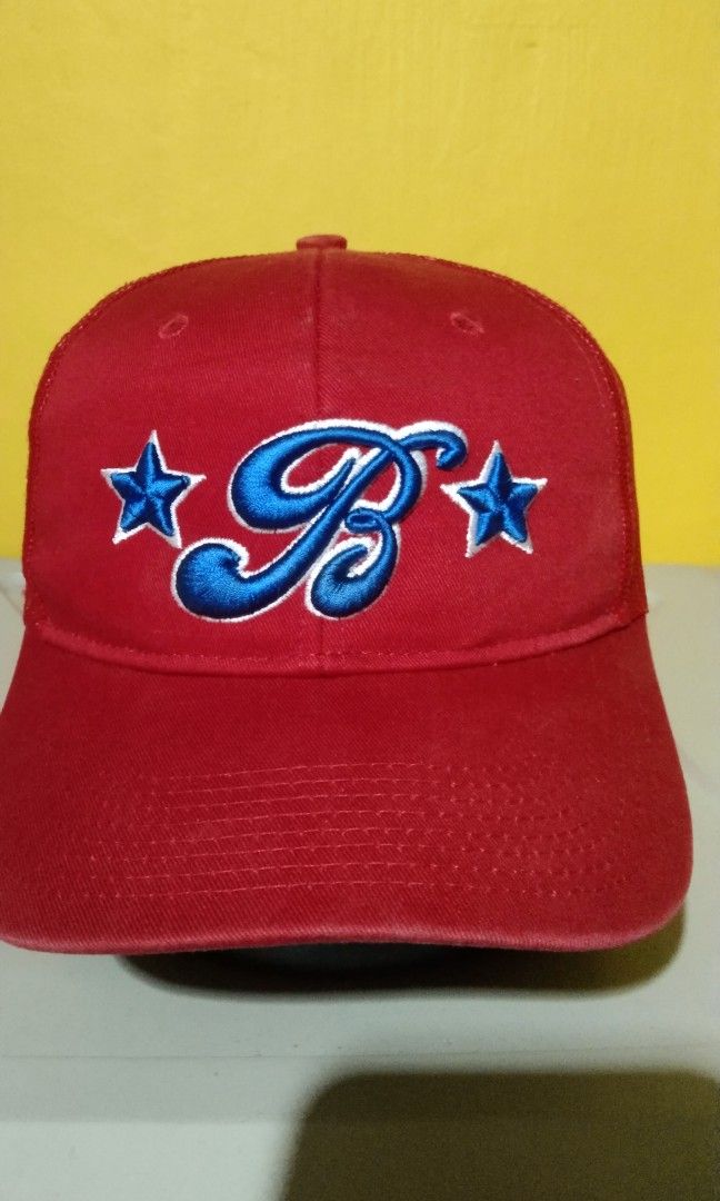 Port authority cap (Category: Caps & Hats) located in Manila. Submitted by goldthrifter (Listing ID 1300860433, Image 1). Description: condition 9 color red/9 embroided logo net cap snapback minor issues see pic.