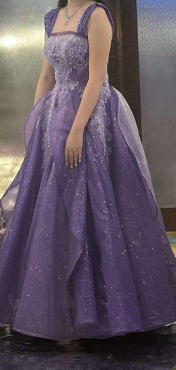 Prom Ball Gown (Category: Evening dresses & gowns) located in Taguig. Submitted by jitbug55 (Listing ID 1300363221, Image 2). Description: Fully beaded ball gown. Adjustable back can fit xs to medium frame body type. .