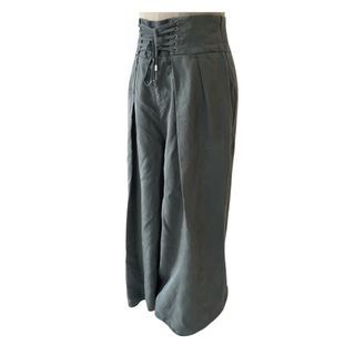 SALE! Authentic Vero Moda Classic Elegant Grayish Monotone Green Stretchable Garterized Good Quality Fabric Wide Leg Straight Cut Square Pants Trousers (Women's) (Teen's)