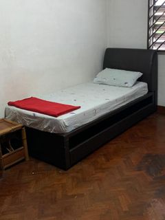 (Category: ) located in . Submitted by zywxaq (Listing ID 1300874146, Image 1). Description: .