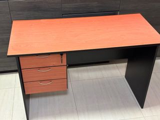(Category: ) located in . Submitted by xiaoche6 (Listing ID 1300929587, Image 1). Description: .