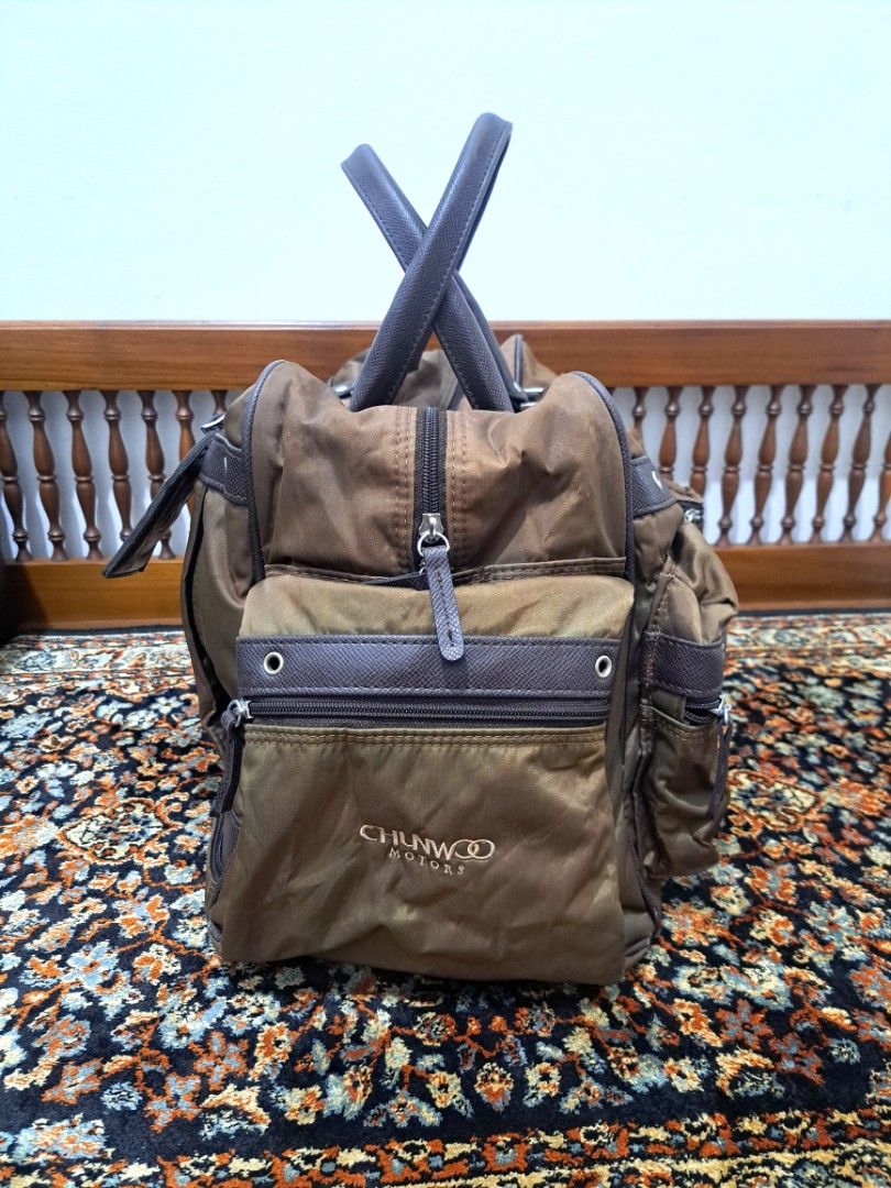Tas duffle bag dennis golf x lexus, Fesyen Pria, Tas 