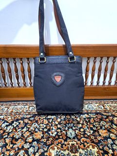 (Kategori: ) berada di . Dikirim oleh prelovedcendana (ID iklan 1300818792, Gambar 1). Deskripsi: .