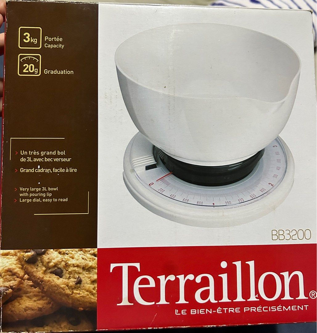 Terraillon weighing scale (Category: Bakeware) located in Las Pinas. Submitted by meanbsantos (Listing ID 1300904303, Image 1). Description: Terraillon weighing scale. Manual weighing scale with 3kg capacity. Graduation is 20g, can be used for baking or all around cooking..