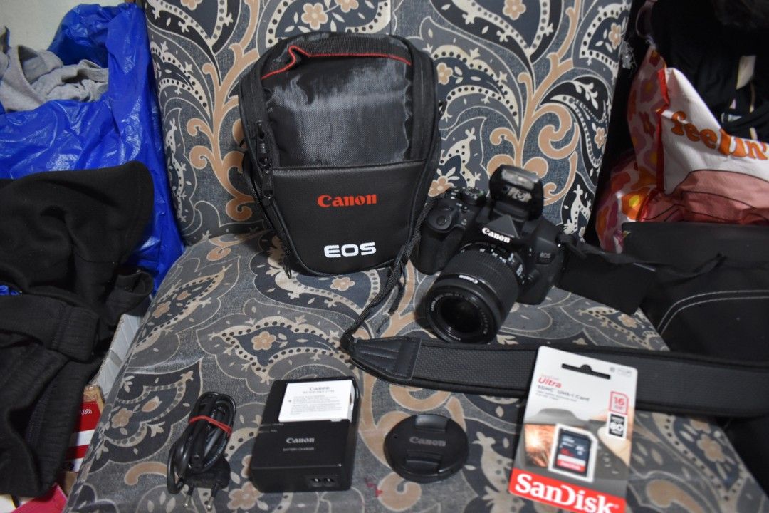 Touchscreen DSLR Canon 700d (Category: Cameras) located in Caloocan City. Submitted by mr.carlo_dslr_laptop (Listing ID 1300919763, Image 1). Description: Quality Canon 700d FlipTOUCHSCREEN mode 18-55mm IS STM VERSION 19,000 Cash Like New Perfect for Gift Photoshoot Events Ready to Use 18Megapixel Full HD Video Touchscreen Feature Direct Message Me If interested po With Battery With Charger With Strap With Lens cap With Sd Card With Camera Bag No