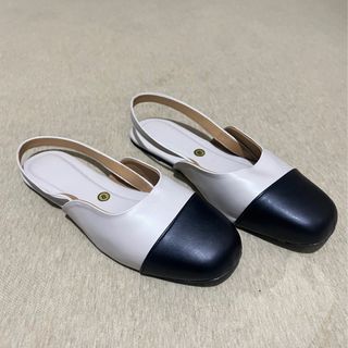 Two Toned Black Bone Slingback Flats Sandals