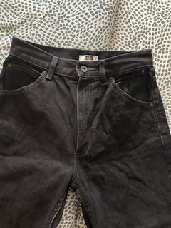 (Category: ) located in . Submitted by diphanous (Listing ID 1300836453, Image 1). Description: .