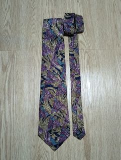 Vintage Christian Dior Paisley Neck Tie
made in USA