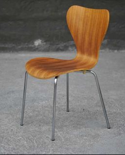 Vintage Midcentury Series 7 Inspired Chair