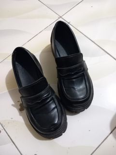 Womens loafers