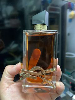 （分類：）位於 。 由 Alvama 提交（商品編號 1300883810，圖片 1）。簡介： 。