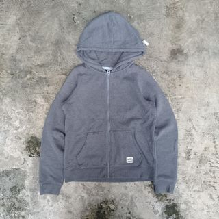 (Kategori: ) berada di . Dikirim oleh cahyosssss (ID iklan 1300859863, Gambar 1). Deskripsi: .