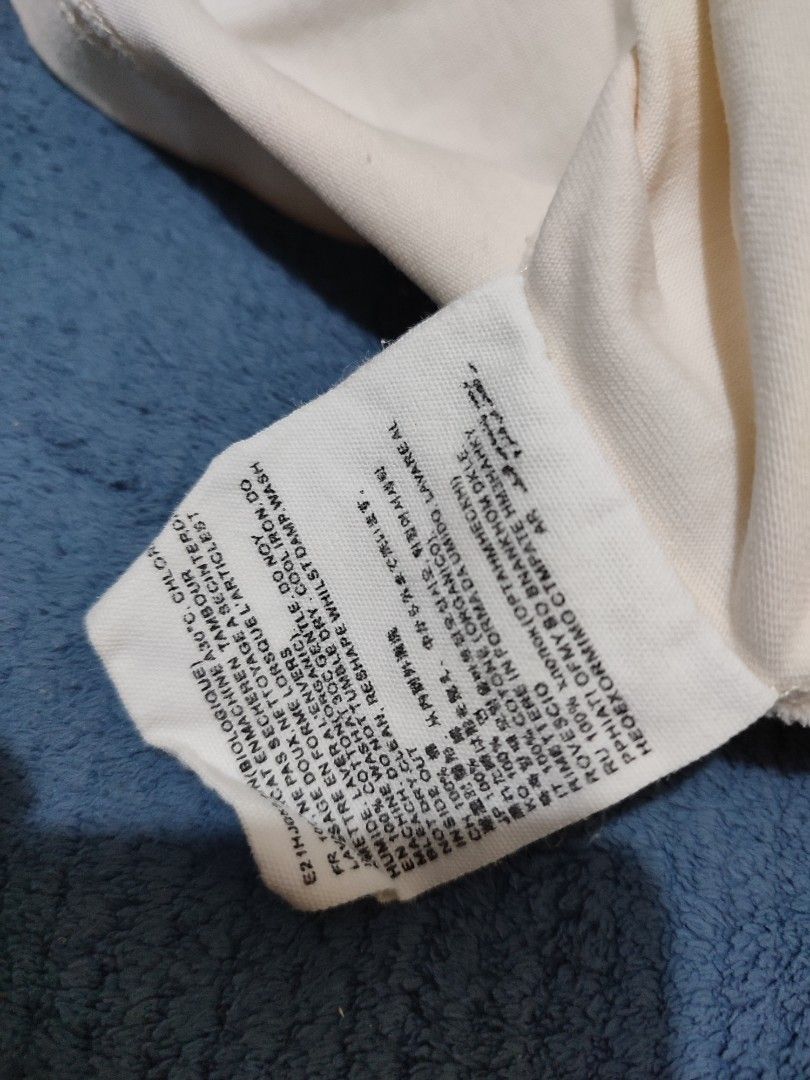 AMI shirt (offwhite color) (Category: Tshirts & Polo Shirts ) located in Davao. Submitted by hippiehappy420 (Listing ID 1296696313, Image 3). Description: ami shirt medium very good condition we ship nationwide see photos for more details visit my profile for more availble listings tshirt polo shirt caps hoodies sweatshirt jeans shoes jogger etc..
