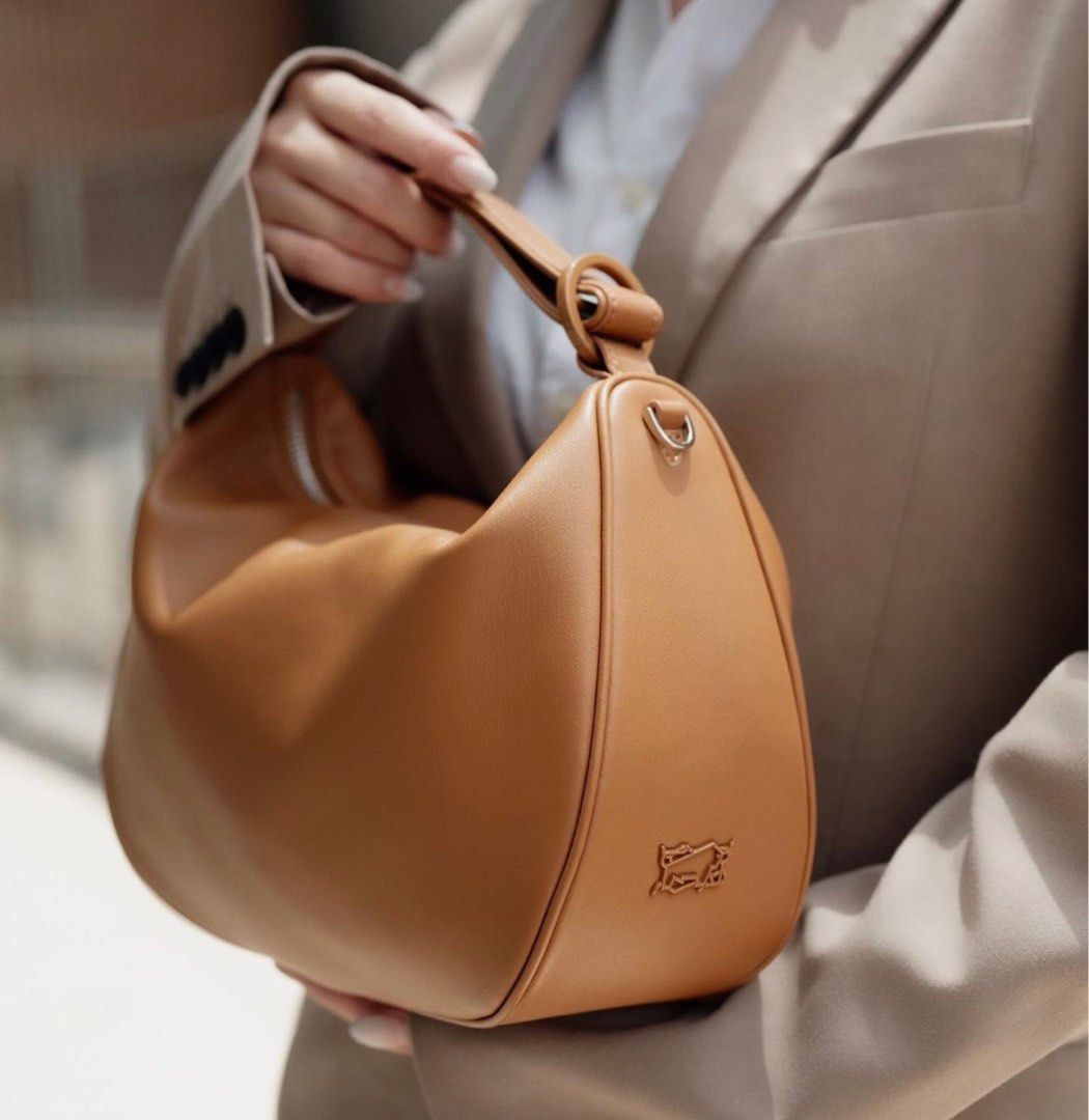 Braun Buffel Brown Women Shoulder Sling Hobo Bag Women s Fashion Bags Wallets Shoulder Bags on Carousell