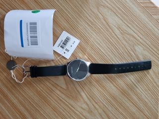 (Category: ) located in . Submitted by accessories_stop (Listing ID 1296604956, Image 1). Description: .