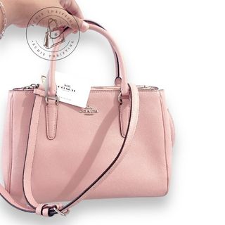 (Kategori: ) berada di . Dikirim oleh echie.thrifting (ID iklan 1296718404, Gambar 1). Deskripsi: .