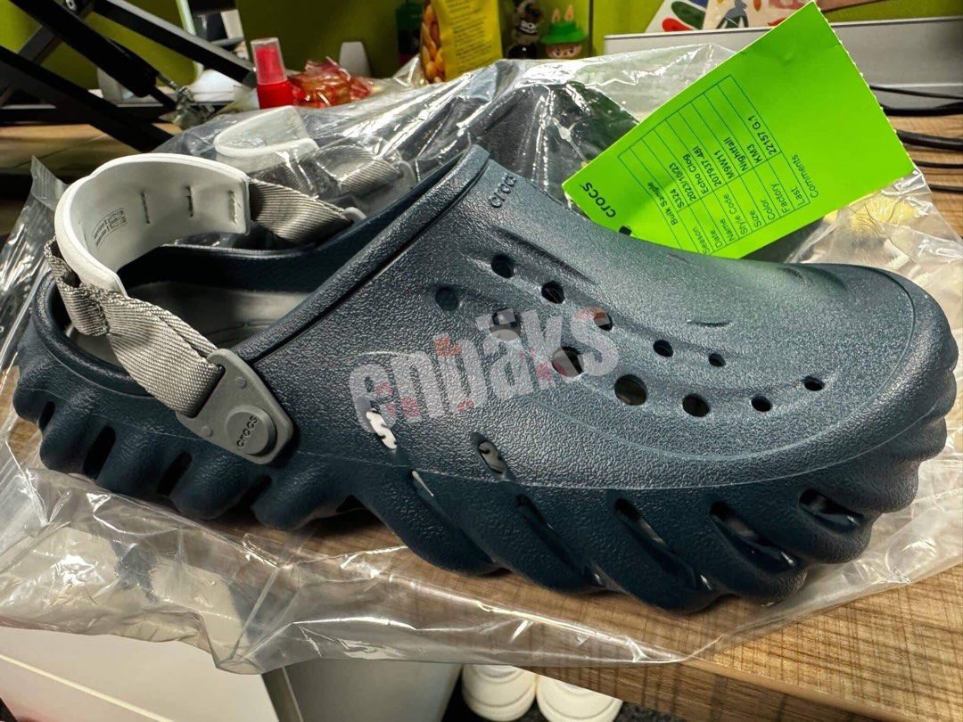 🇸🇬CROCS Echo Clogs in Nightfall in M9/W11 (SAMPLE PAIR ONLY) (Category: Casual Shoes) located in Tagum. Submitted by enbaks (Listing ID 1296627180, Image 1). Description: Brand new and original SG Outlet bought SAMPLE PAIR ONLY RUNS LARGE BEST FIT FOR M10/W12.