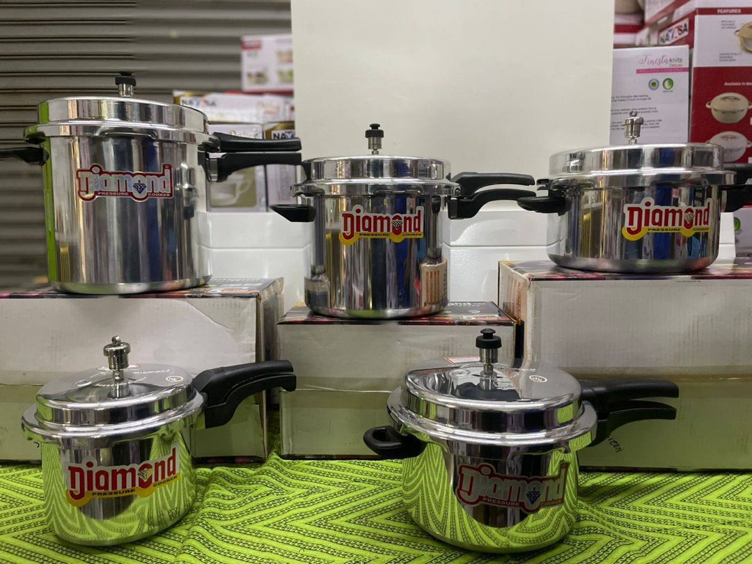 Diamond pressure cooker price 12 litre new arrivals