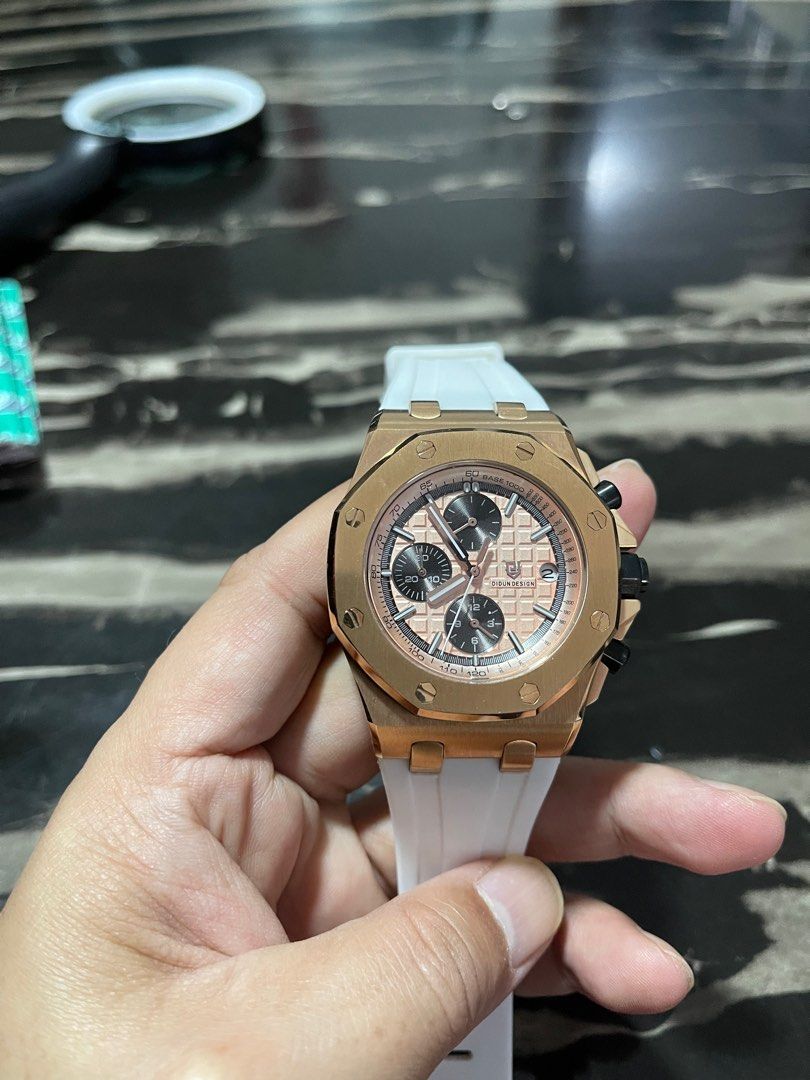 Didun design quartz look alike branded watches white date 30m water resistant solid piece 43mm