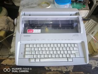 Gx6750 brother electronic typewriter