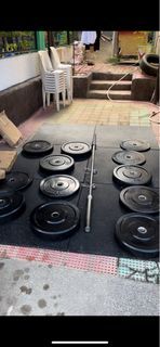 Gym equipments, bumper plates, olympic bar, heavy duty mat