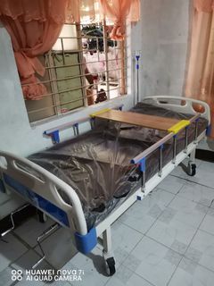 Hospital bed 2crankz manual