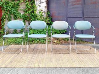 Kokuyo folding chairs