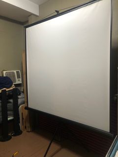 MANUAL PULL UP - SCREEN PROJECTOR