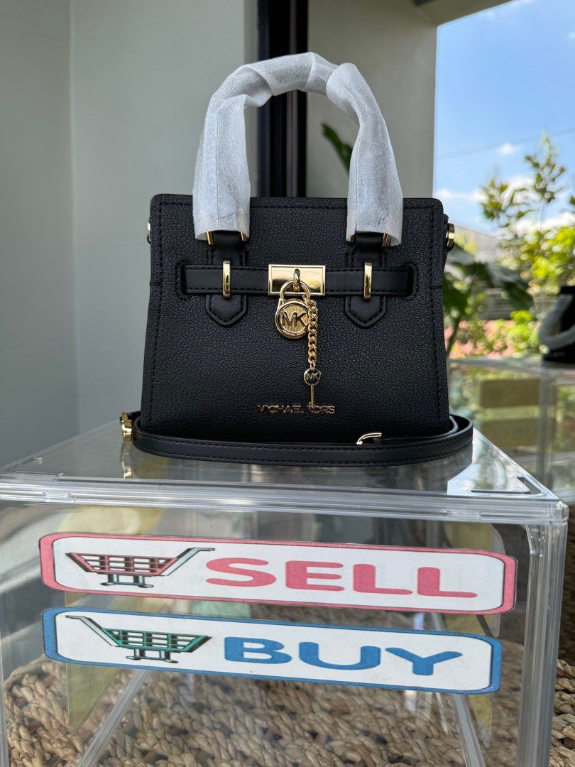 Michael Kors Hamilton XS (Category: Luxury Bags & Wallets) located in Calamba. Submitted by zarahzion (Listing ID 1296614086, Image 1). Description: MK Hamilton XS Can fit PROMAX guaranteed original & brandnew from USA 🇺🇸 onhand pinas ready to ship comes with tag & cardcare.