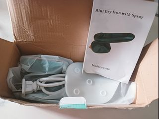 Mini Dry Iron with Sray