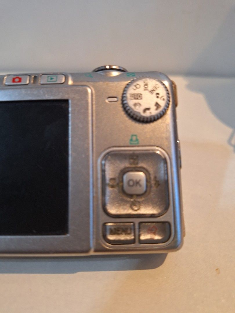 Olympus Digital Camera FE 239 (Category: Cameras) located in Caloocan City. Submitted by sofiiiqq (Listing ID 1296647018, Image 3). Description: Olympus Digital Camera FE 230 -flash working -lcd is okay -all buttons work ONLY ISSUE IS BLURRY CAPTURES.