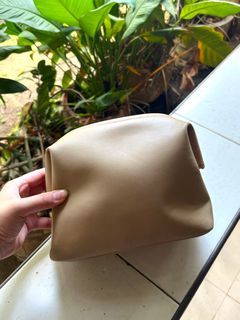 Osoi Belt Bag in Tan