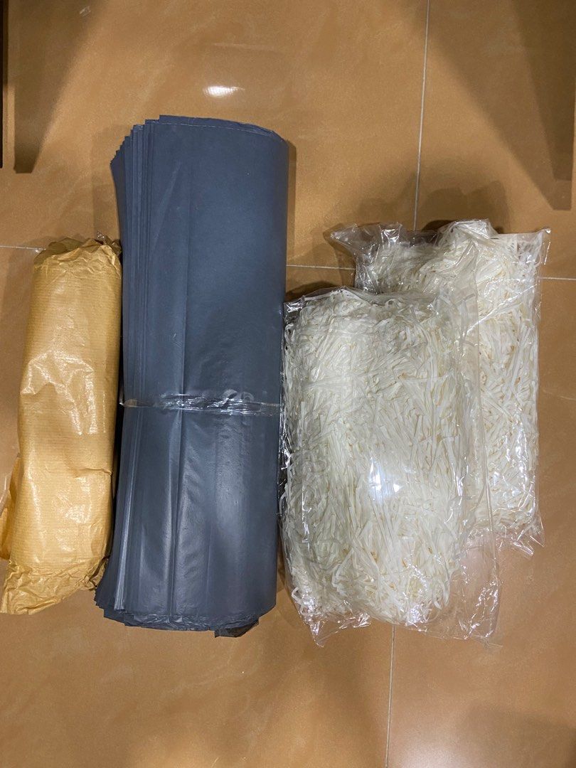 Parcel packaging (Category: Craft Supplies & Tools) located in Seri Kembangan. Submitted by nvrou1109 (Listing ID 1296701270, Image 1). Description: Flyers Sydney wrapping tissue paper Paper hiasan .