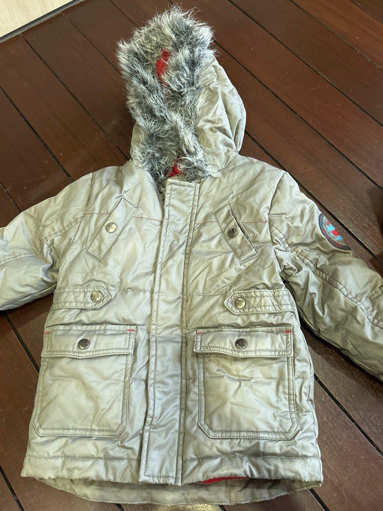 Pumpkin patch pufffer jacket (Category: Babies & Kids Fashion) located in Singapore. Submitted by stormwatch (Listing ID 1296645665, Image 1). Description: Warm puffer jacket with down feather. Comes with a set of winter wear for free..